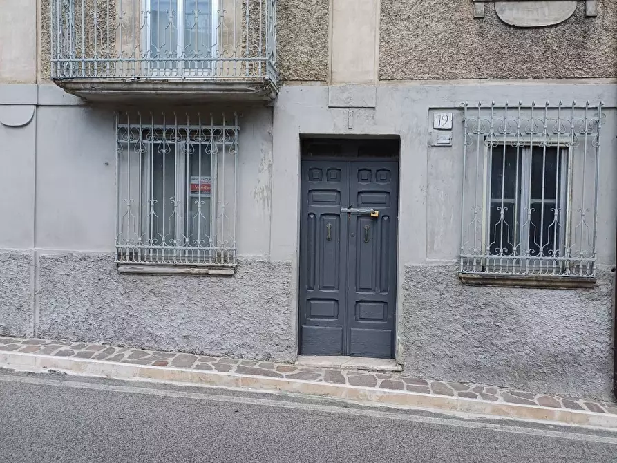 Immagine 1 di Appartamento in vendita  in Via  Cavour a Ovindoli