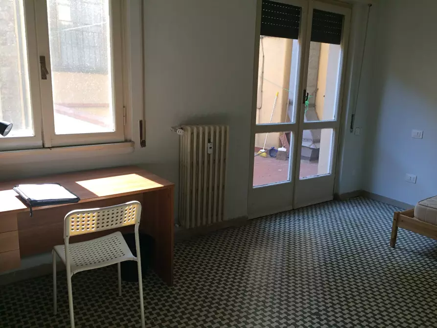Immagine 1 di Appartamento in affitto  in Lungarno Antonio Pacinotti a Pisa