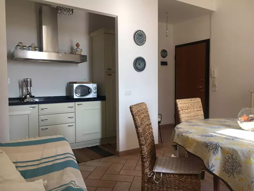 Immagine 1 di Appartamento in affitto  in Via Del Littorale a Livorno