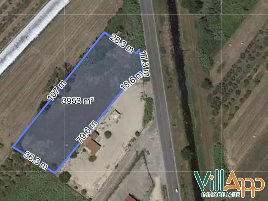 Immagine 1 di Terreno edificabile in vendita  in Via Diversivo Acquachiara a Fondi