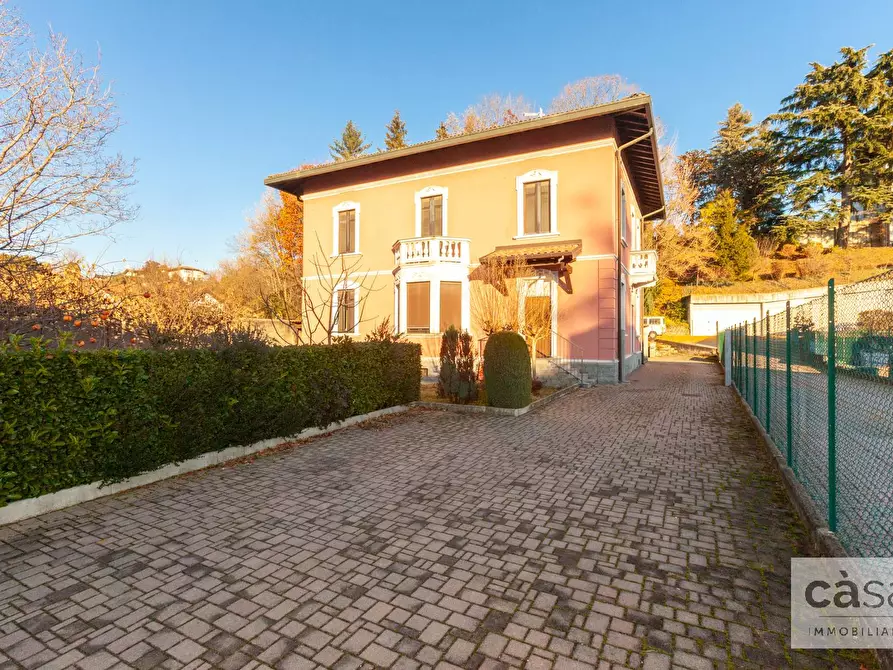 Immagine 1 di Villa in vendita  in Via Cesare Battisti a Castiglione Olona