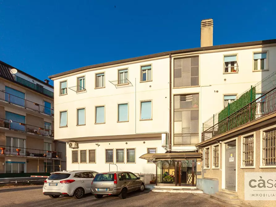 Immagine 1 di Appartamento in vendita  in Via Rovereto a Varese