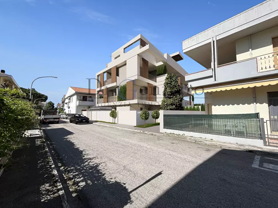 Immagine 1 di Appartamento in vendita  in via Archimede a Tortoreto