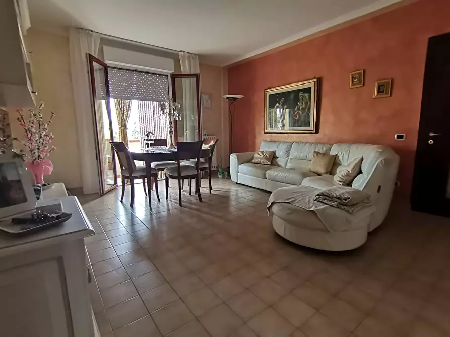 Immagine 1 di Appartamento in vendita  in via del pastore a Viareggio