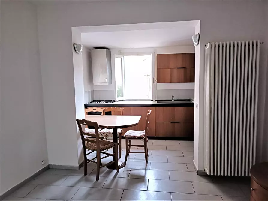 Immagine 1 di Appartamento in vendita  in via volturno a Ponsacco