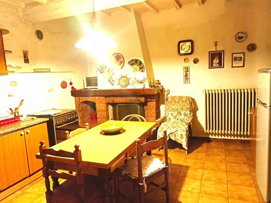 Immagine 1 di Casa indipendente in vendita  in via visconti a Lari