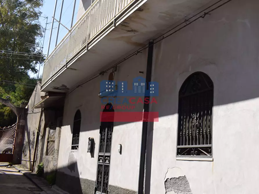 Immagine 1 di Casa indipendente in vendita  in via Calatabiano Pasteria a Calatabiano