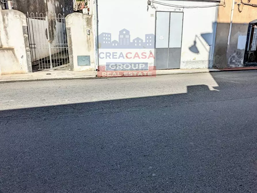 Immagine 1 di Posto auto in vendita  in via lapide Nuova a Calatabiano