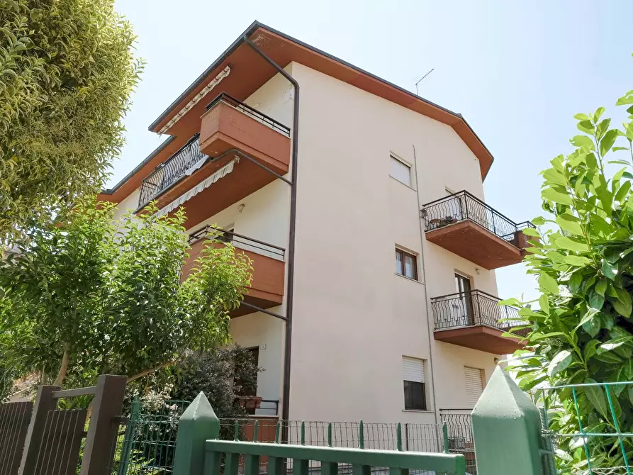 Immagine 1 di Appartamento in vendita  in Via Risorgimento a Attigliano
