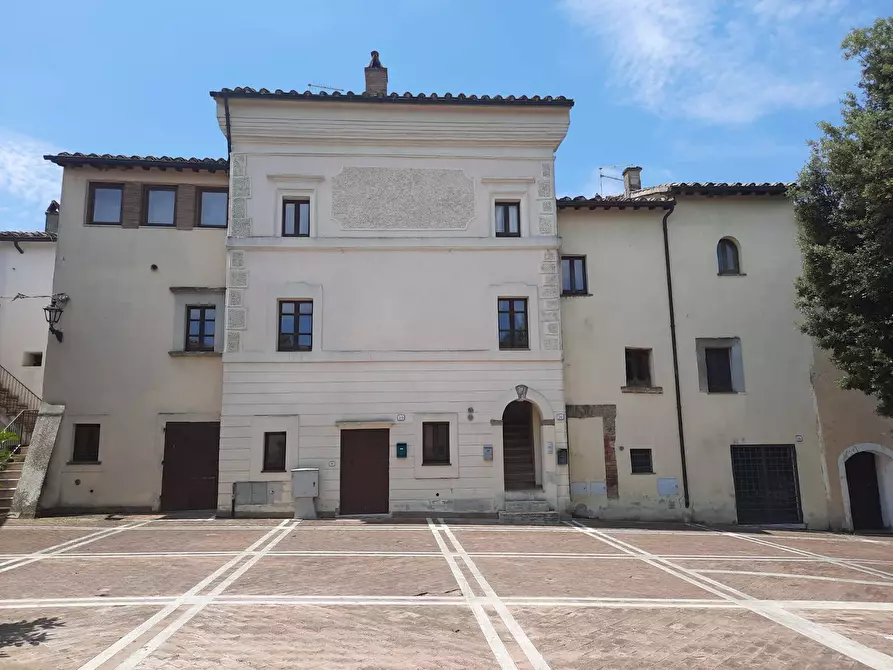 Immagine 1 di Appartamento in vendita  in Piazza della Rocca a Attigliano