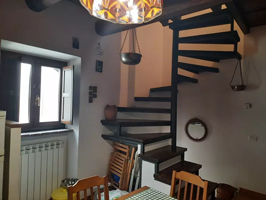 Immagine 1 di Casa indipendente in vendita  in Via della Svolta a Attigliano