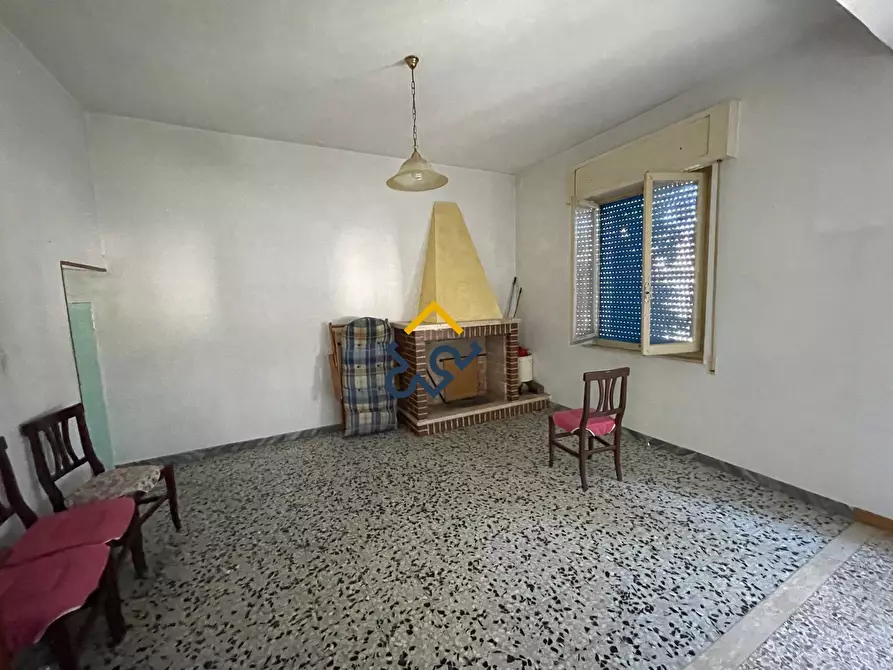 Immagine 1 di Appartamento in vendita  in via salaria a Colli Del Tronto