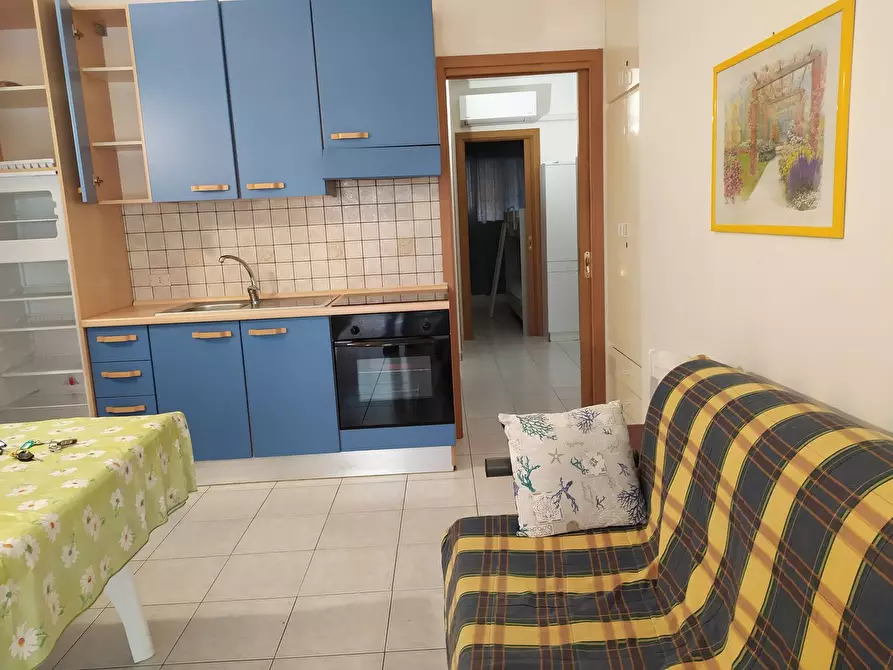Immagine 1 di Appartamento in vendita  in baia di Manaccora a Cagnano Varano
