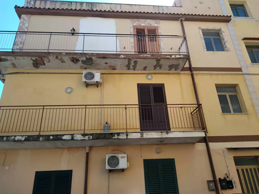 Immagine 1 di Appartamento in vendita  in Piazza Mandorle a Palermo