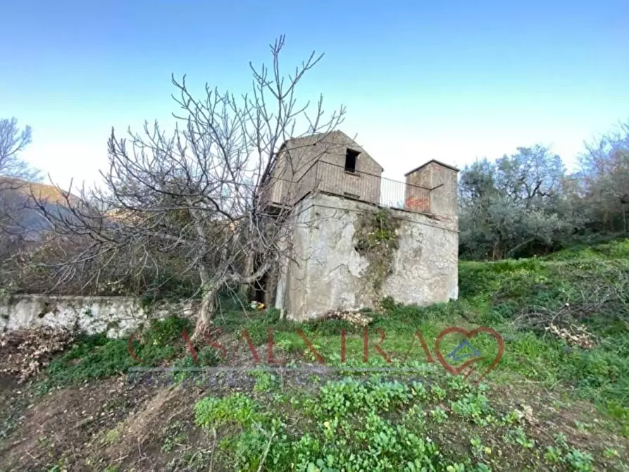 Immagine 1 di Rustico / casale in vendita  in Antonio Lamberti a Cava De' Tirreni
