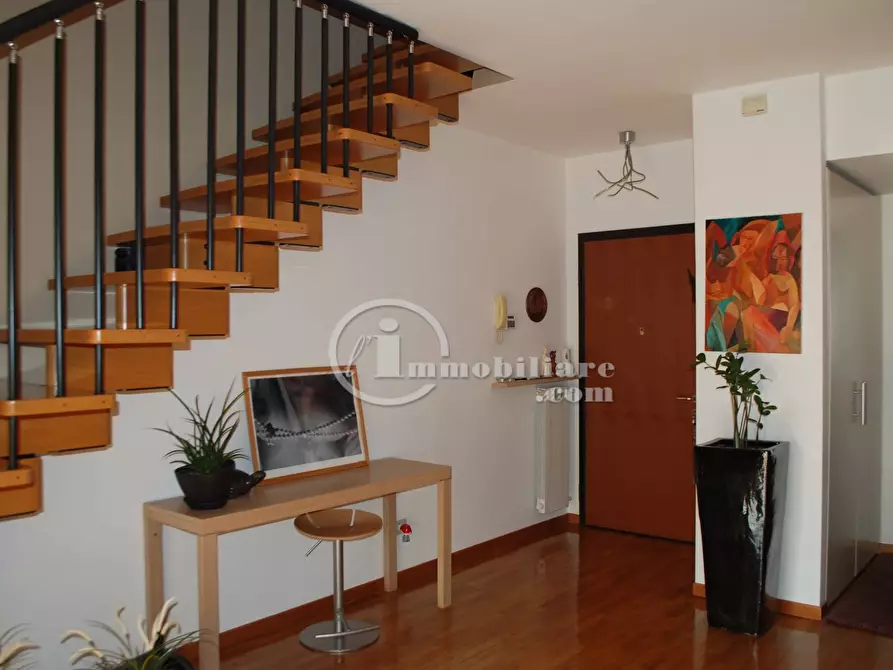 Immagine 1 di Appartamento in vendita  in Via Roggia Mischia a Vermezzo Con Zelo