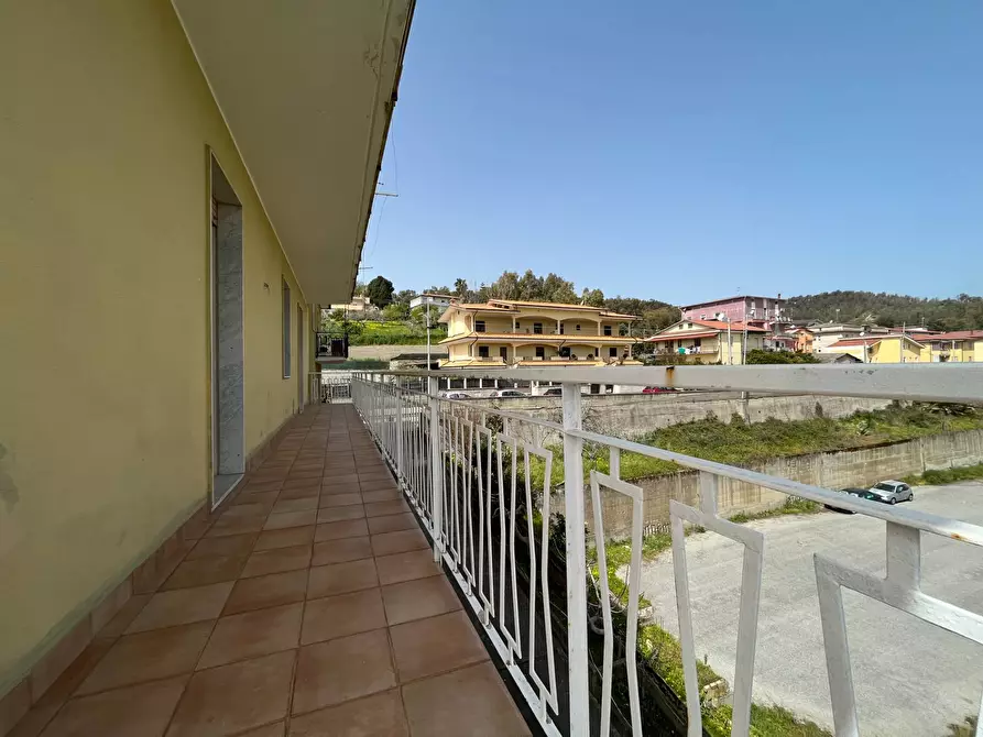 Immagine 1 di Appartamento in affitto  in Via Sorrento a Catanzaro