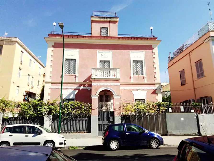 Immagine 1 di Villa in vendita  in Via Amedeo Maiuri a Napoli