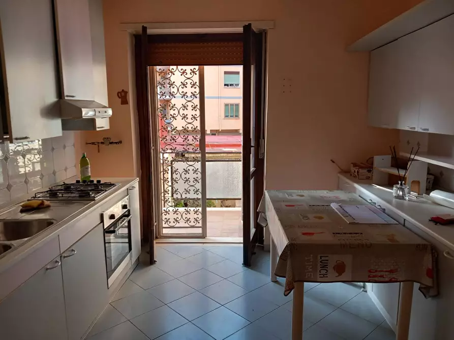 Immagine 1 di Appartamento in vendita  in Via Pigna a Napoli