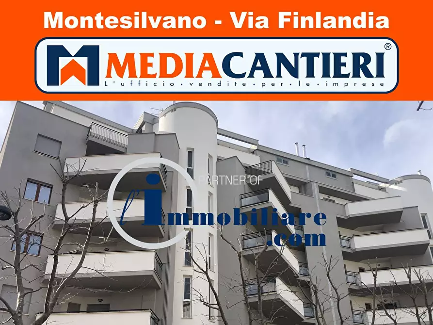 Immagine 1 di Appartamento in vendita  in VIA FINLANDIA a Montesilvano