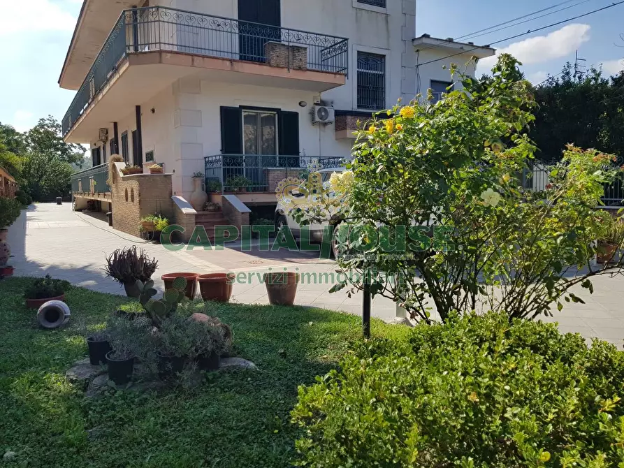 Immagine 1 di Casa indipendente in vendita  in Via Roccarainola a Cicciano
