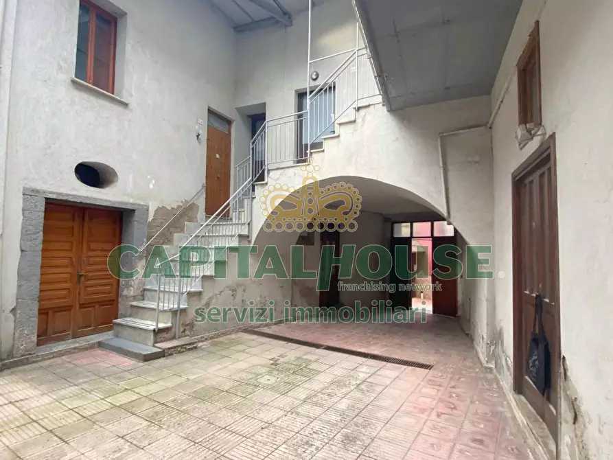 Immagine 1 di Appartamento in vendita  in Via Luigi Bruno a Aiello Del Sabato