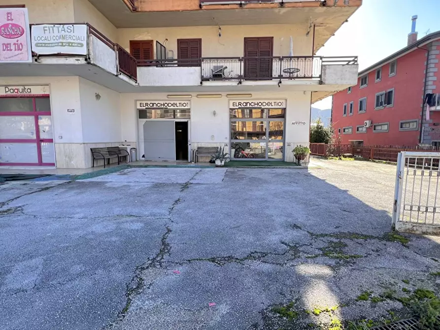 Immagine 1 di Locale commerciale in affitto  in Via Taverna Campanile a Monteforte Irpino