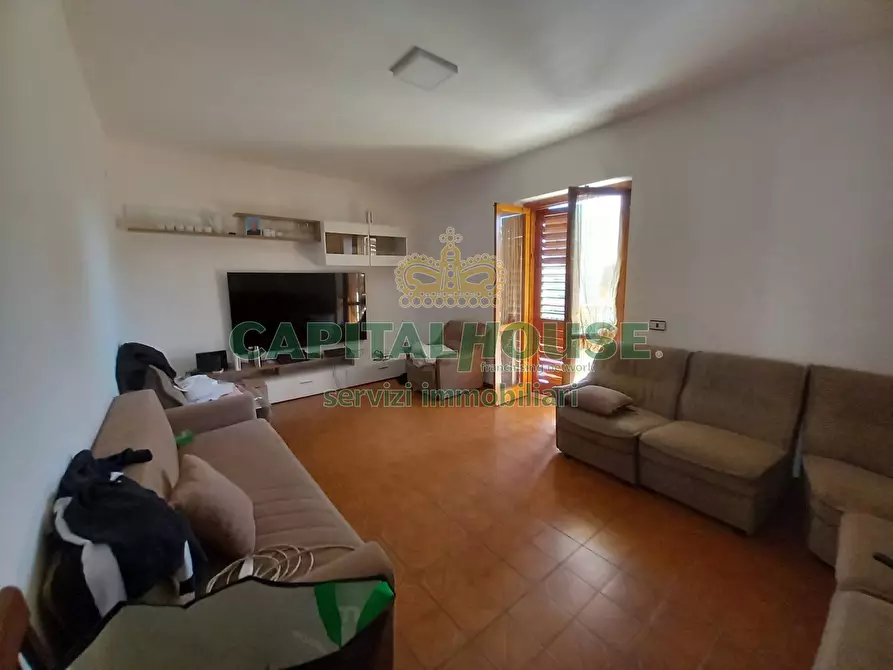 Immagine 1 di Appartamento in vendita  a Pignataro Maggiore