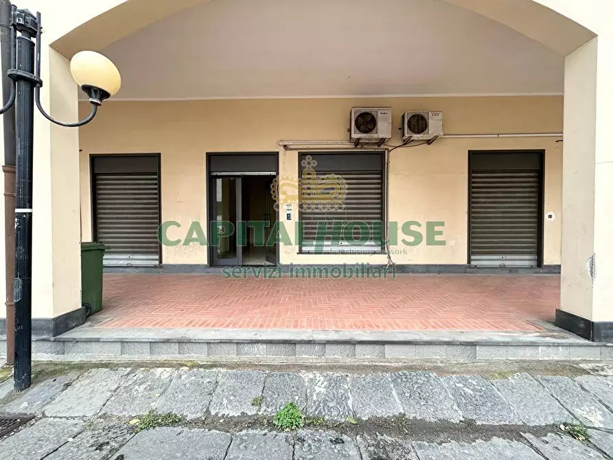 Immagine 1 di Posto auto in vendita  a Saviano