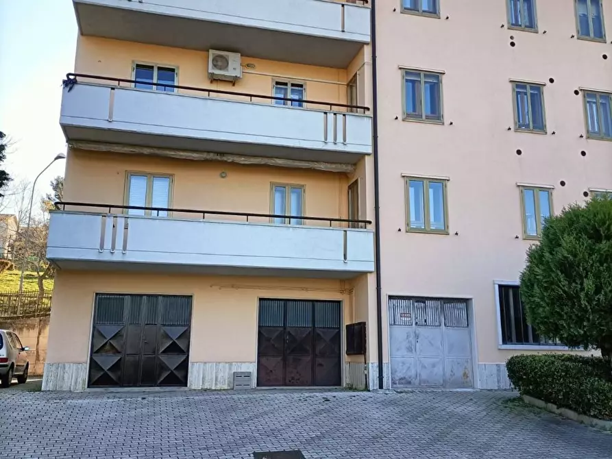 Immagine 1 di Appartamento in vendita  in Alcide de Gasperi a Larino