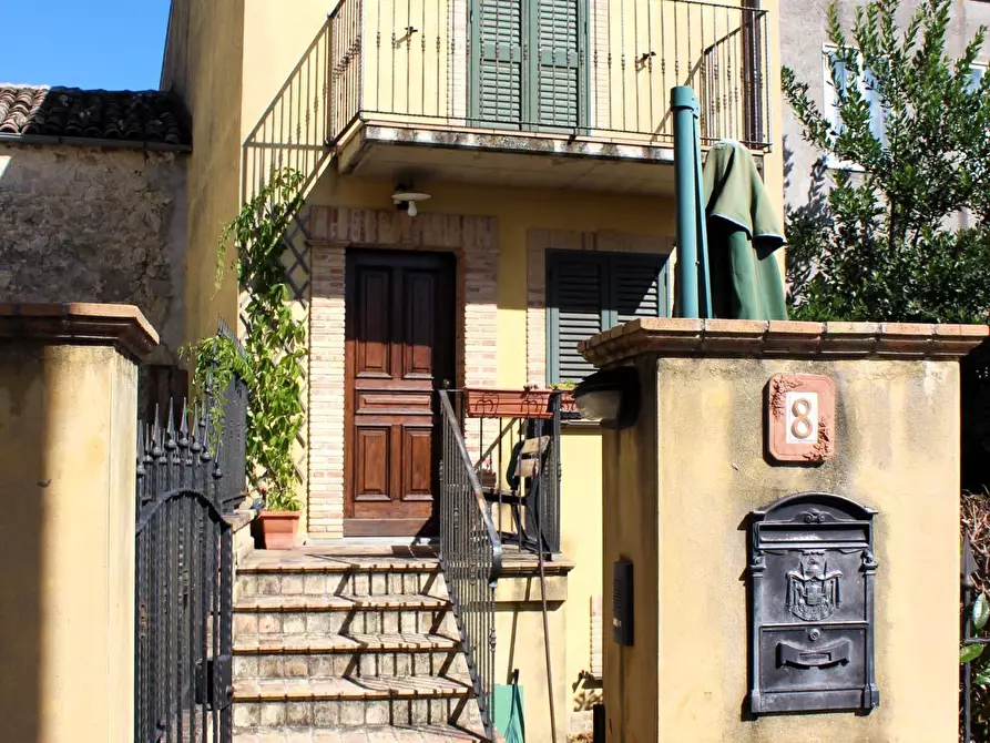 Immagine 1 di Villa in vendita  in Via Sant'Antonio Abate a Carunchio