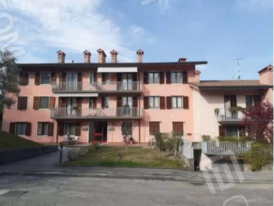 Immagine 1 di Villa in vendita  in Via Gian Matteo Giberti a Bardolino