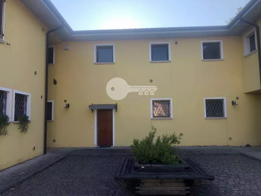 Immagine 1 di Appartamento in vendita  in via rampinelli a Verolanuova