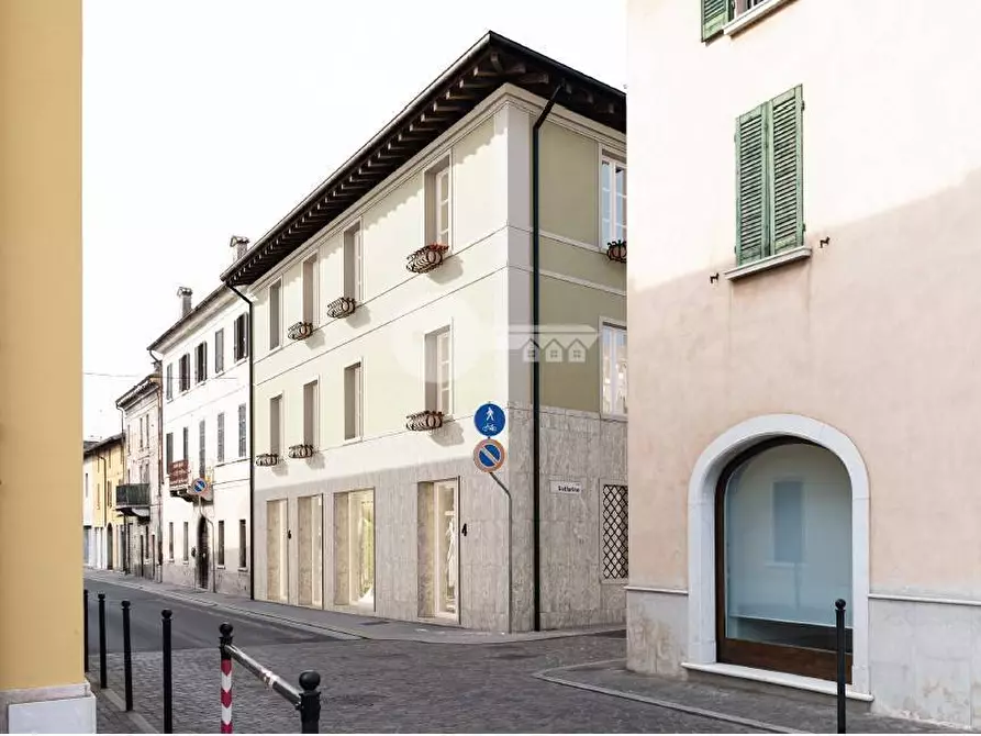 Immagine 1 di Casa indipendente in vendita  in via Solferino a Leno