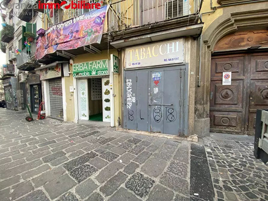 Immagine 1 di Locale commerciale in affitto  in via concezio muzy a Napoli