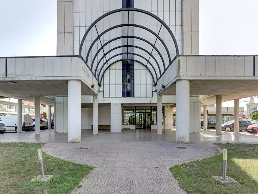 Immagine 1 di Ufficio in vendita  a Ardea