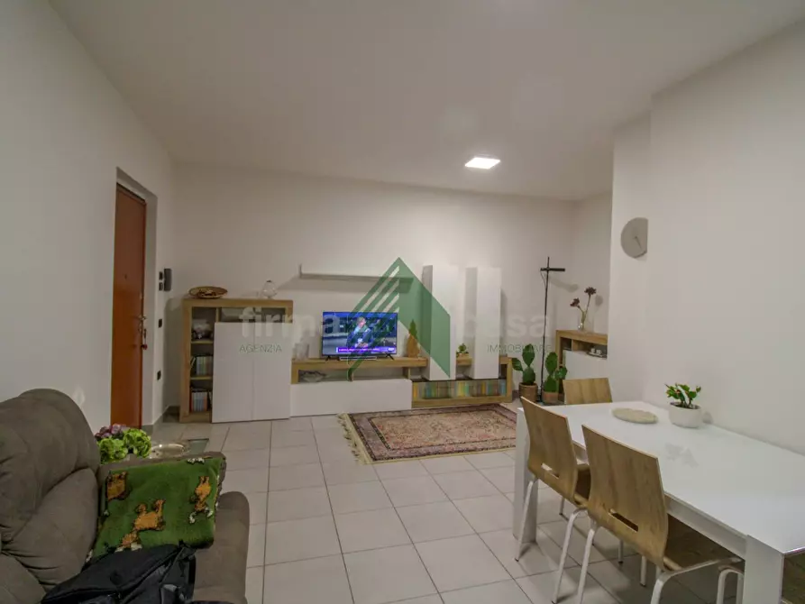 Immagine 1 di Appartamento in vendita  in via Europa a Montorio Al Vomano