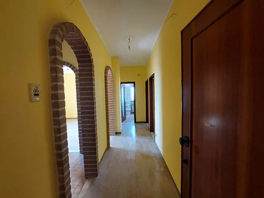 Immagine 1 di Appartamento in vendita  in Via Dante a Castelnuovo Bormida