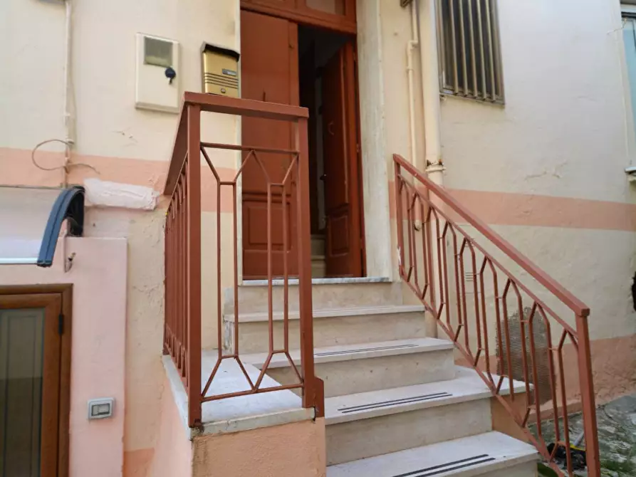 Immagine 1 di Appartamento in vendita  in Via Trento a Aliano