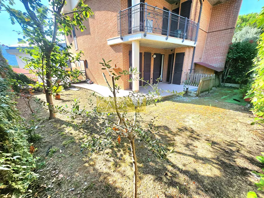 Immagine 1 di Appartamento in vendita  in VIA FONTE BAIANO a Teramo