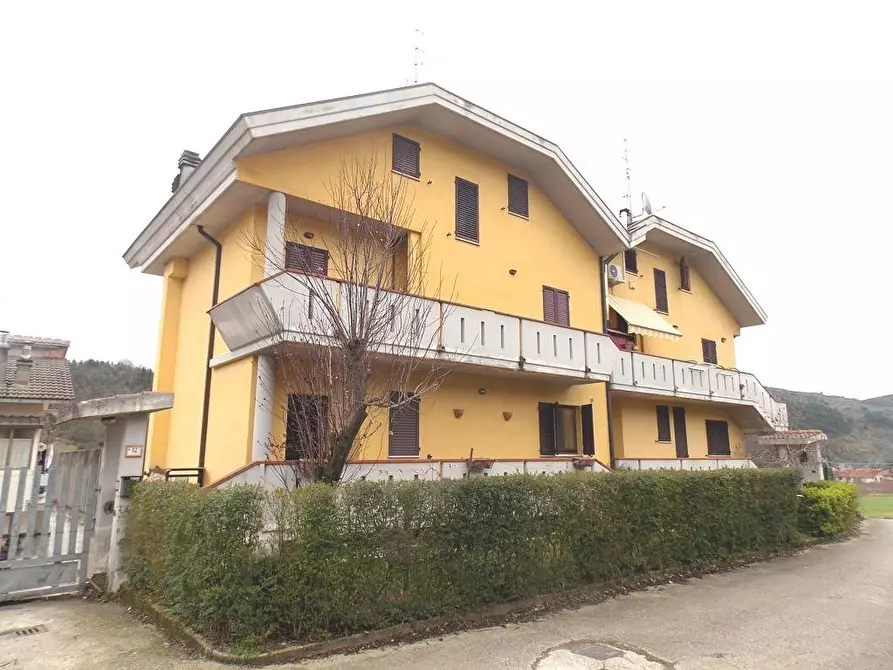 Immagine 1 di Villa in vendita  a Roccafluvione