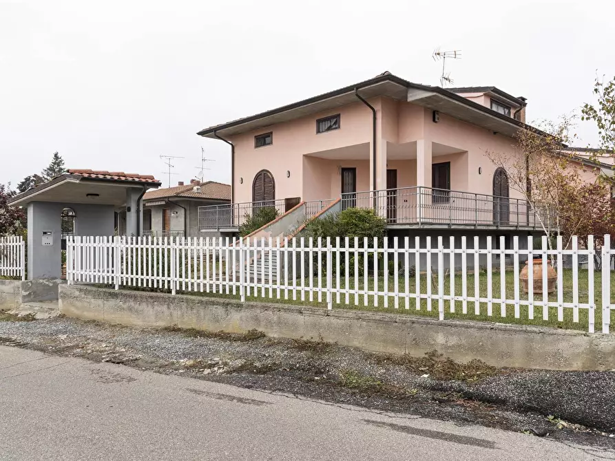 Immagine 1 di Villa in vendita  in VIA ALDO MORO a Bagnaria