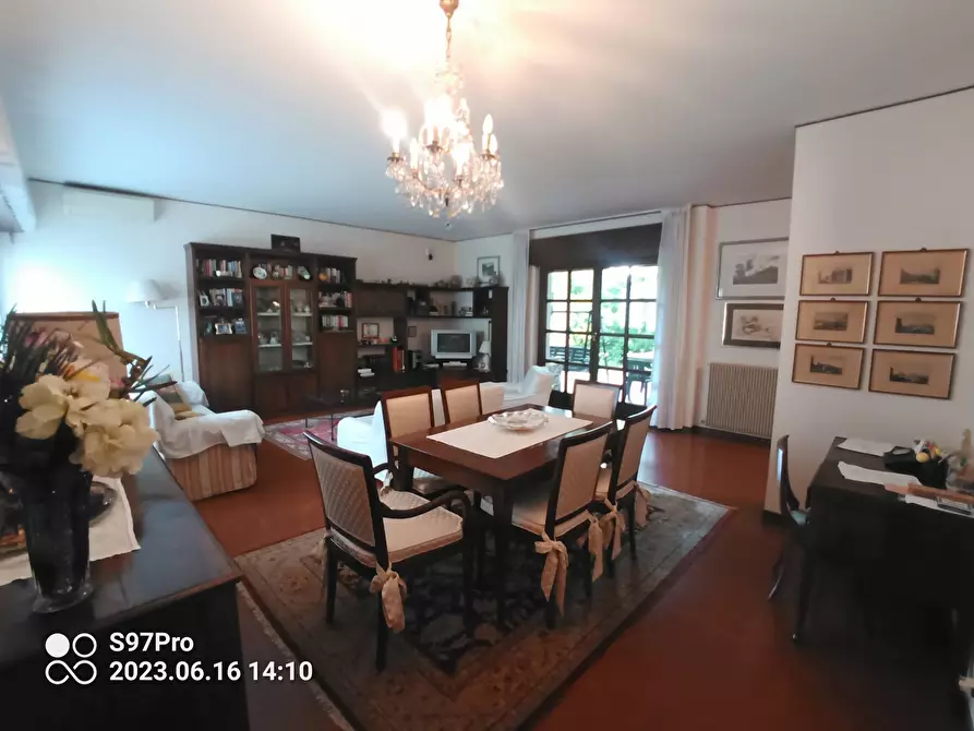 Immagine 1 di Villa in vendita  in VIA COREN a Campolongo Tapogliano