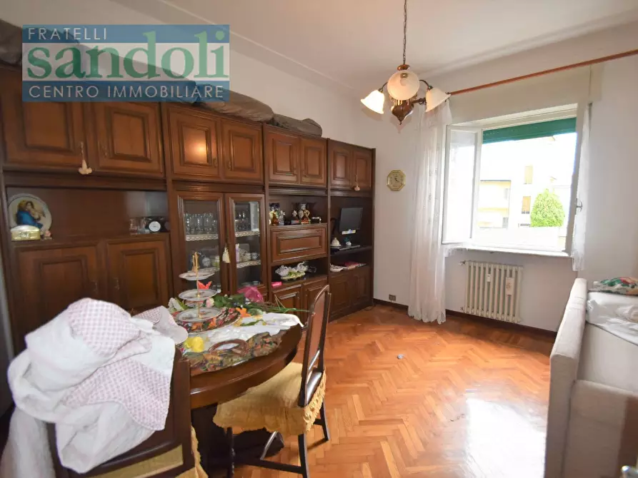 Immagine 1 di Appartamento in vendita  in Via Asmara a Vercelli
