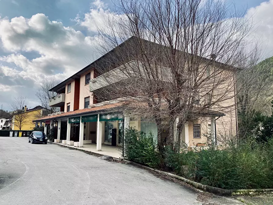 Immagine 1 di Appartamento in vendita  in Camponocecchio a Genga