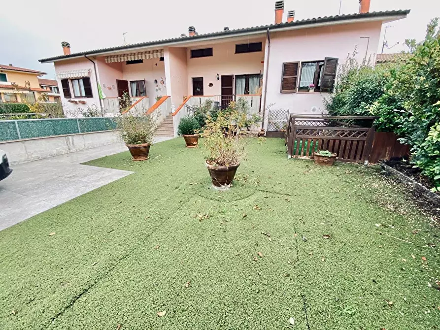 Immagine 1 di Villa in vendita  in PIANI DI FRASSINETA a Sassoferrato