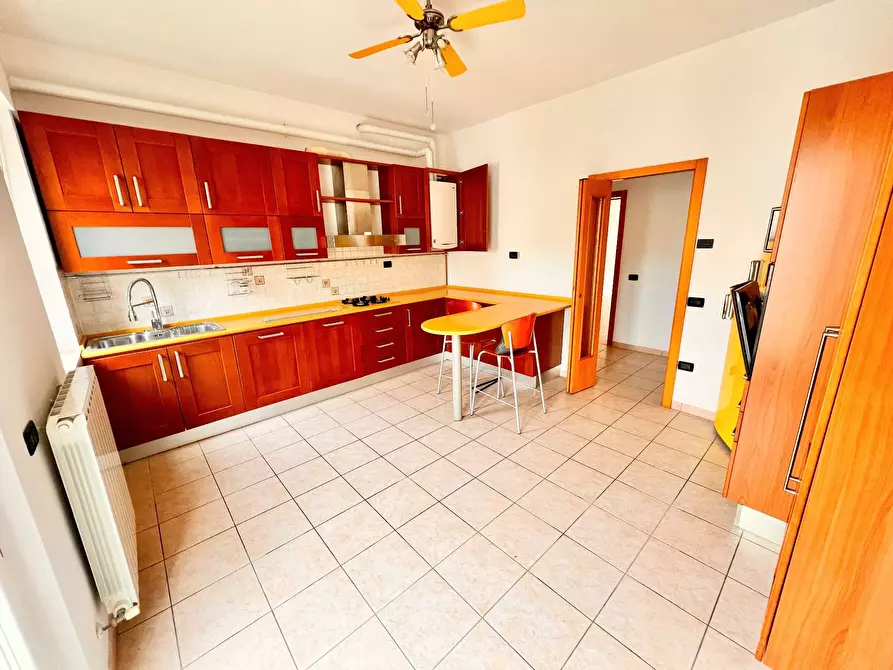 Immagine 1 di Appartamento in vendita  in via Serraloggia a Fabriano