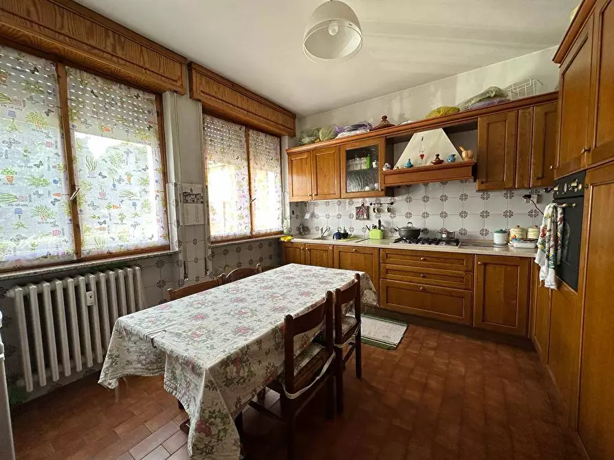 Immagine 1 di Appartamento in vendita  in Via Gramsci a Borgo Ticino