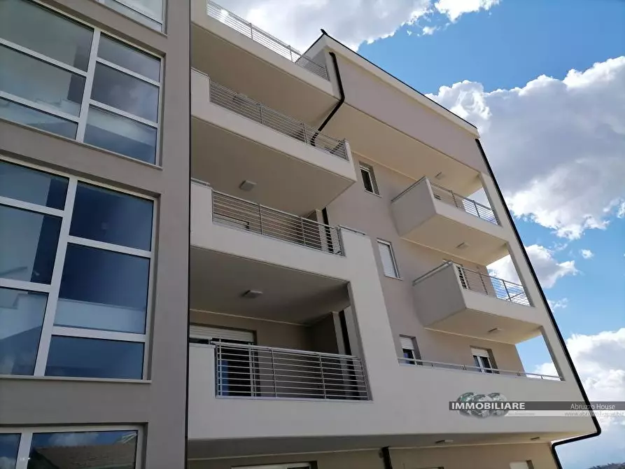 Immagine 1 di Appartamento in vendita  a Corropoli