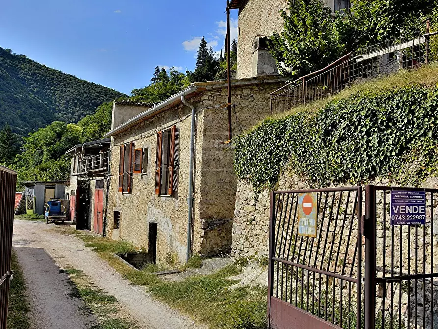 Immagine 1 di Appartamento in vendita  in Borgo Cerreto a Poggiodomo